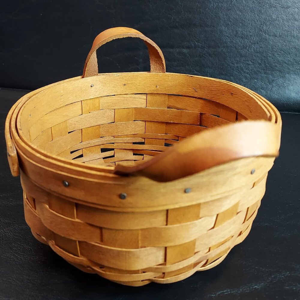 Longaberger Tan Small Darning Storage Basket with Leather  Handles  Vintage 1990